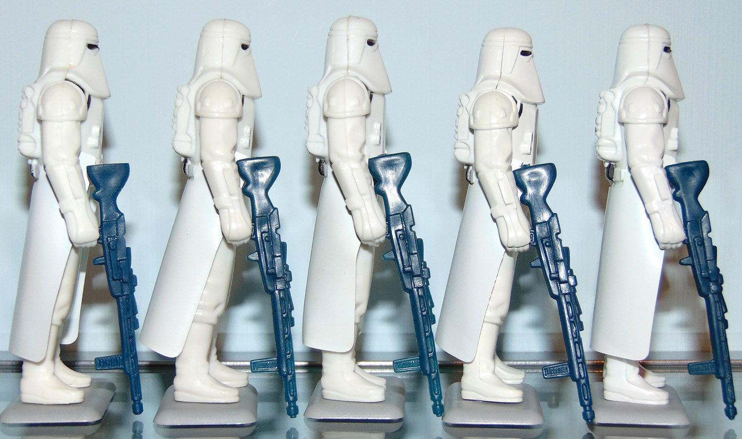 Snowmen - 02.jpg
