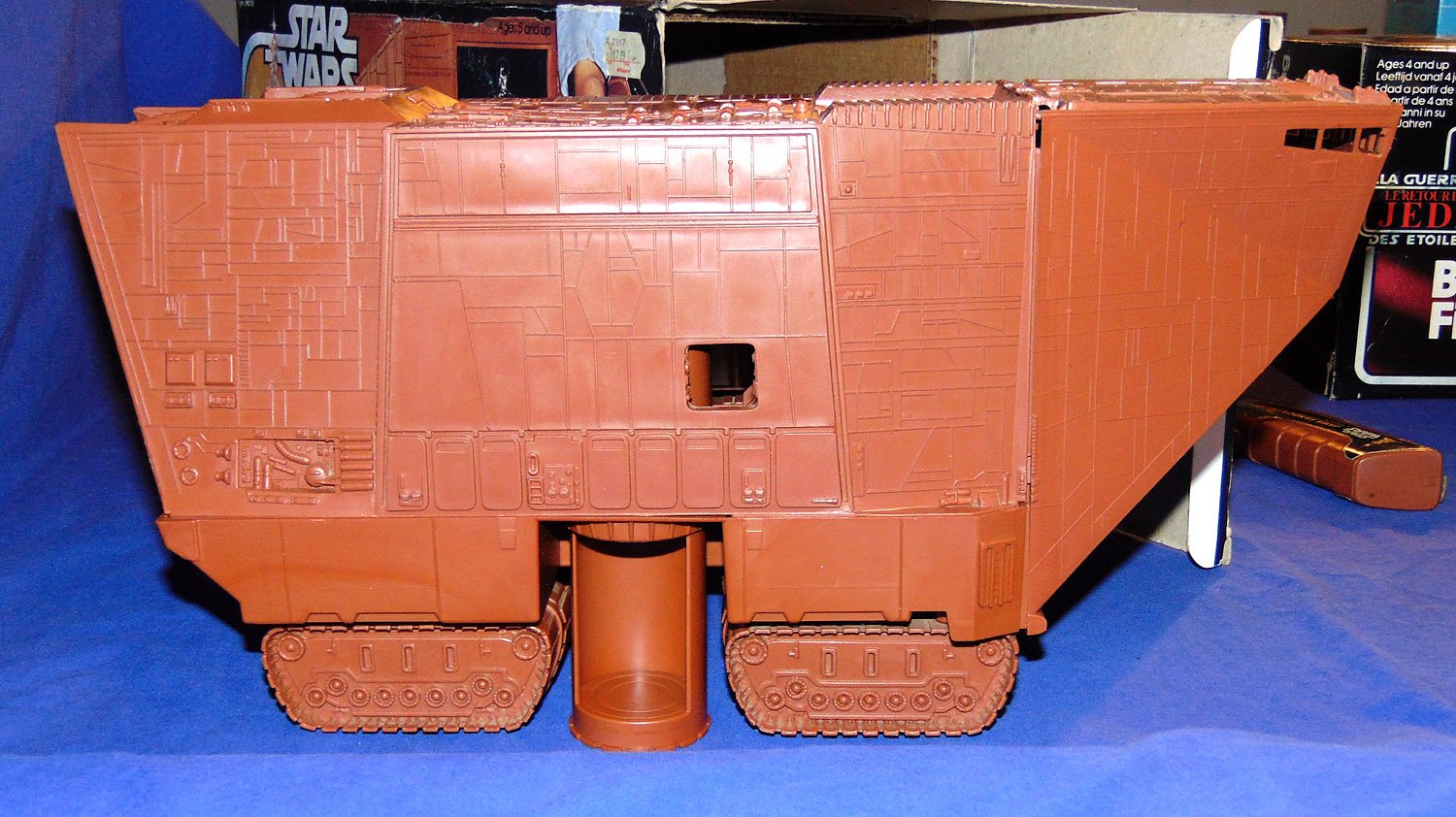 Brown Box 03.jpg