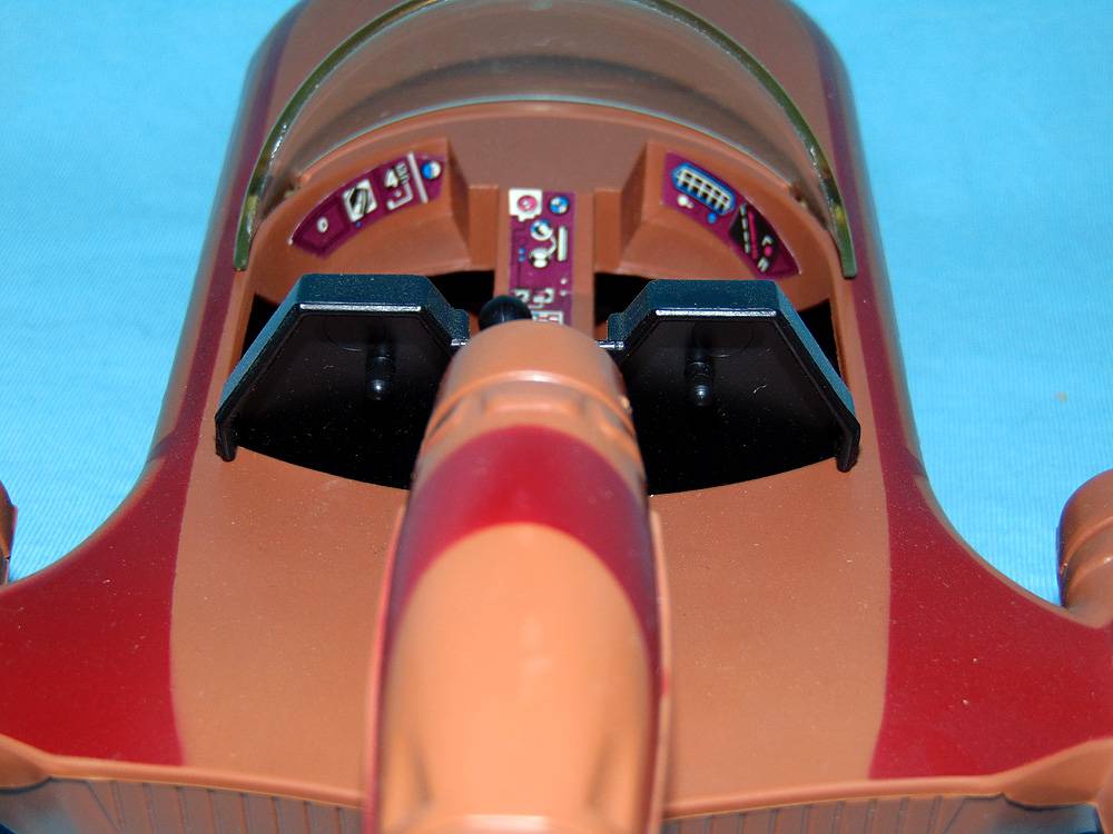 Palitoy Land Speeder - 15.jpg