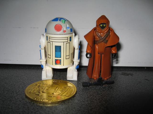 sw-vc-jawa-droids-r2-003.jpg