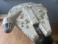 Millennium Falcon 1.jpeg