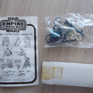 contents leaflet and box.JPG