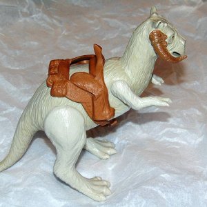 Palitoy Solid Belly Tauntaun - 01.jpg