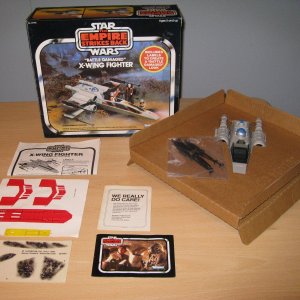 sw_X_Wing_Fighter_grijs_esb_Kenner 007.jpg