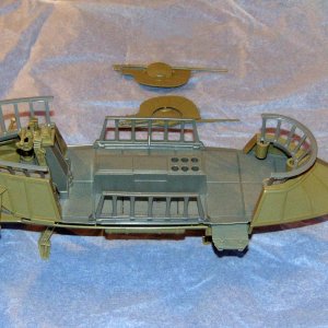 Undersized and Flimsy - 02a.jpg