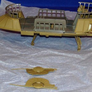 Undersized and Flimsy - 03a.jpg