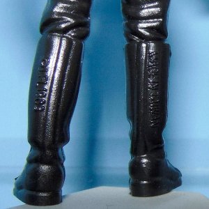 Luke and His Amazing Technicolour Lightsaber - 06.jpg