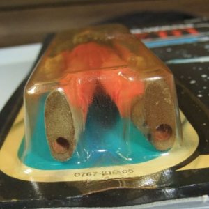 Vintage B-Wing Pilot foot frosting & gap in bubble bottom.JPG